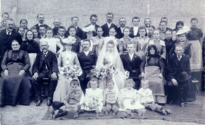 Double wedding 1902 in Braunsdorf - Antonia Elisabeth ROSNER marries Wilhelm JAROSCH, Theresia ROSNER marries Albert KRAUSE