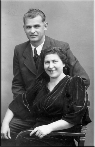 Maria VORDERWINKLER 1906-2004 (verh. MANN) und Anton MANN (unsere Tante Mimi)